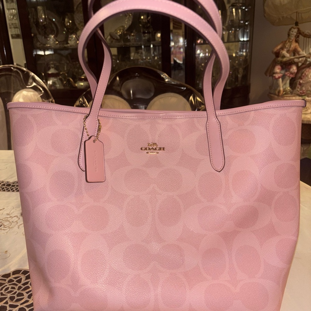 Coach City Tote Powder Pink